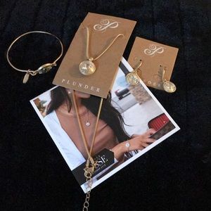 New Set, Neckless, Bracelet, Ear Rings.